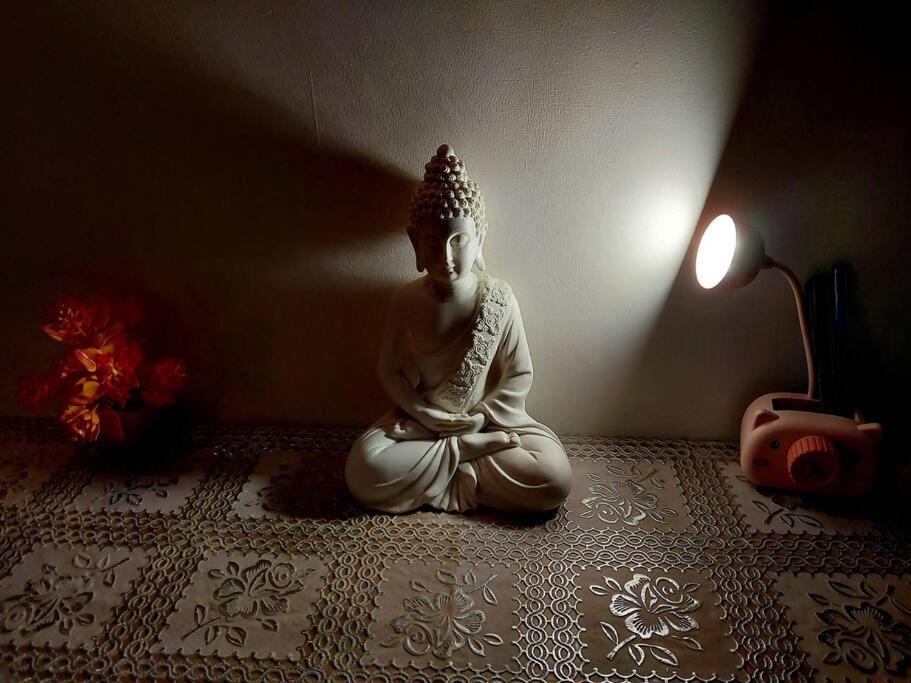 Ram Sadan - In The Heart Of The Jhansi